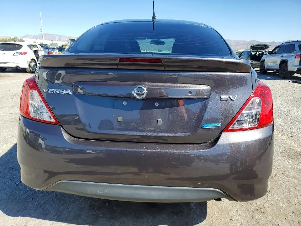 2015 NISSAN VERSA 1.6 SV  