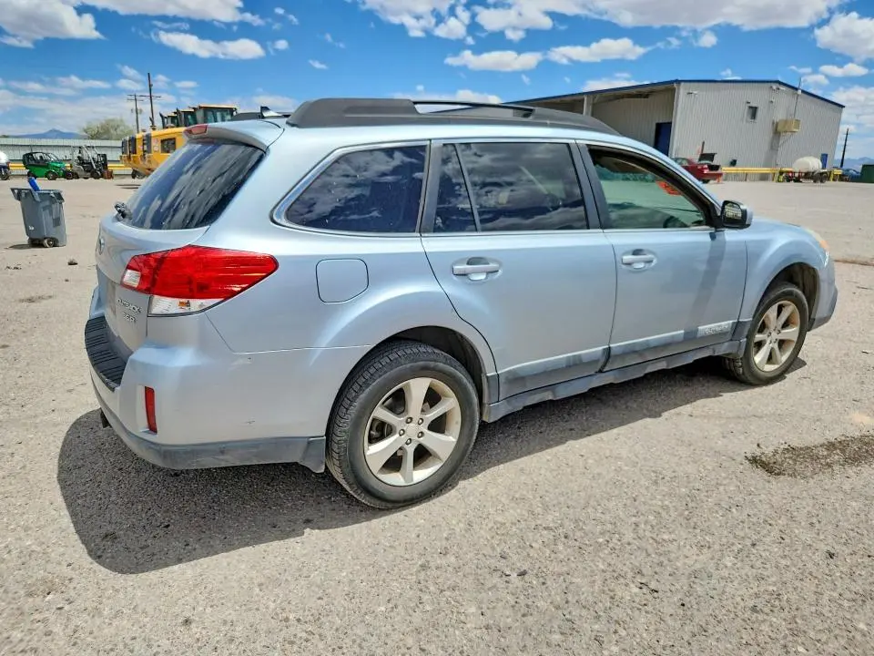 2013 SUBARU OUTBACK 3.6R LIMITED  