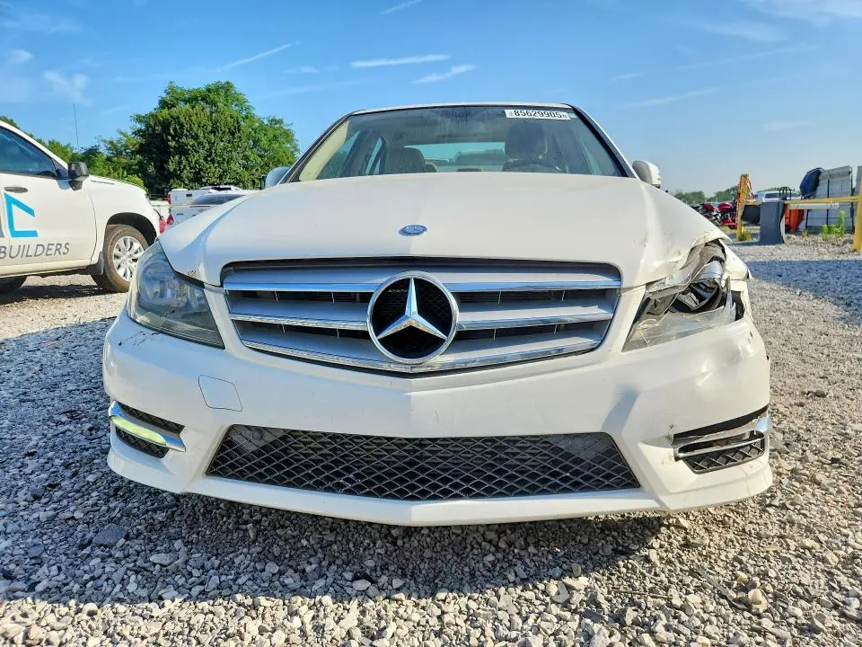 2013 MERCEDES-BENZ C250   