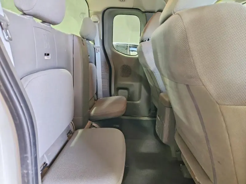 2020 NISSAN FRONTIER S  