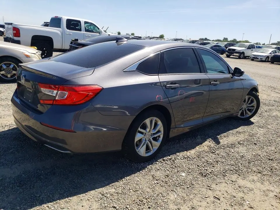 2018 HONDA ACCORD LX  