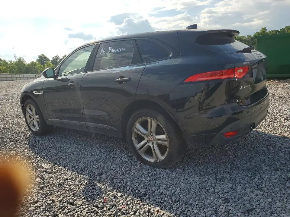 2017 JAGUAR F-PACE R - SPORT  