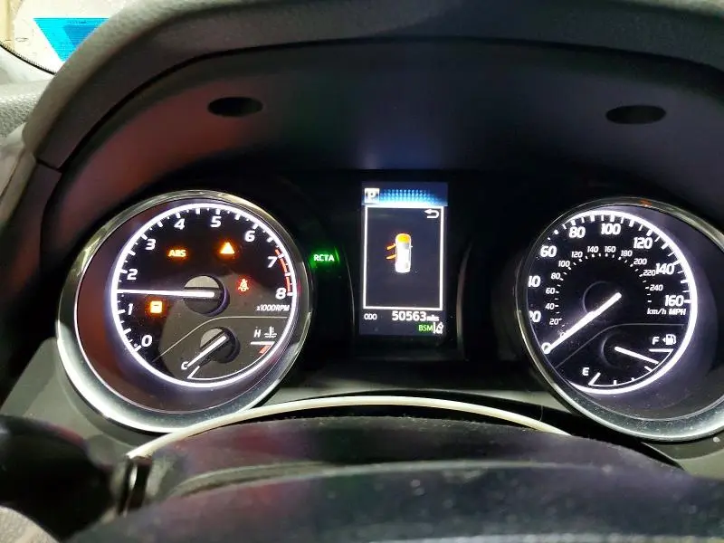 2019 TOYOTA CAMRY LE  