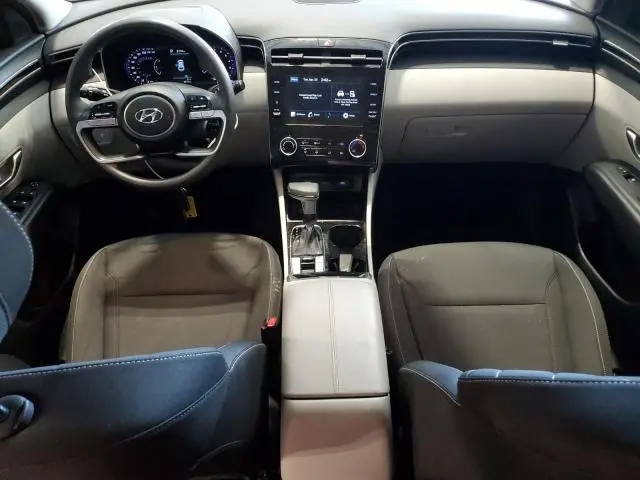 2022 HYUNDAI TUCSON SE  