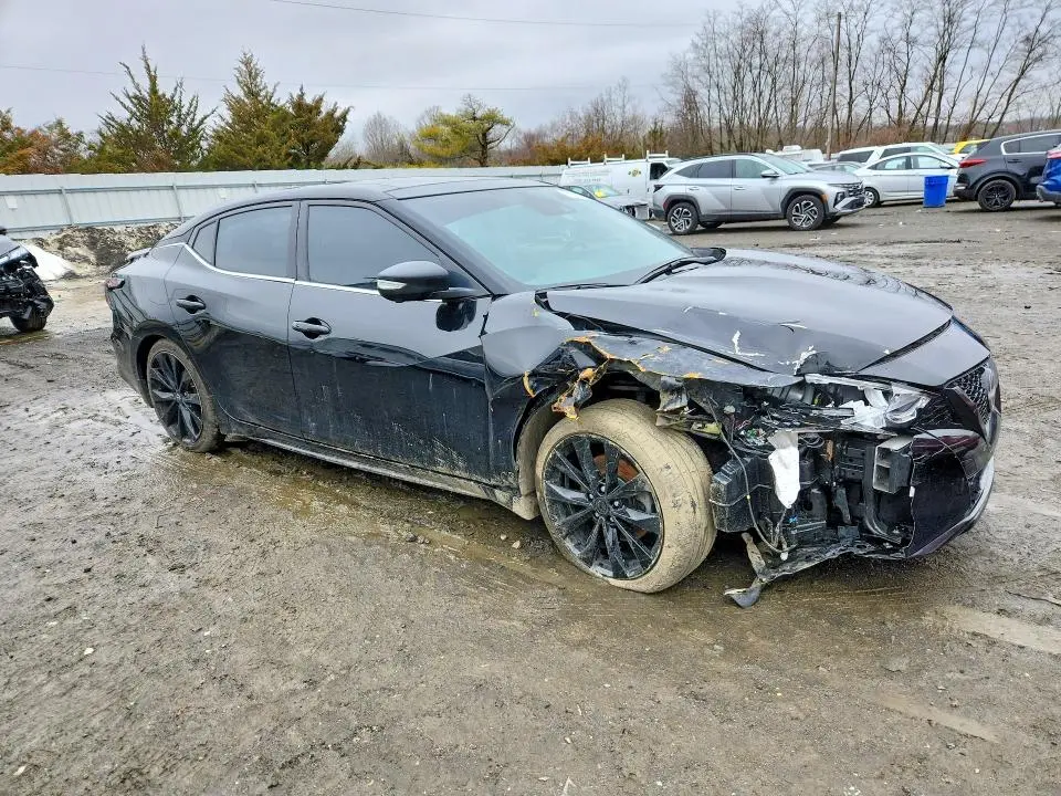 2023 NISSAN MAXIMA 3.5 SR  