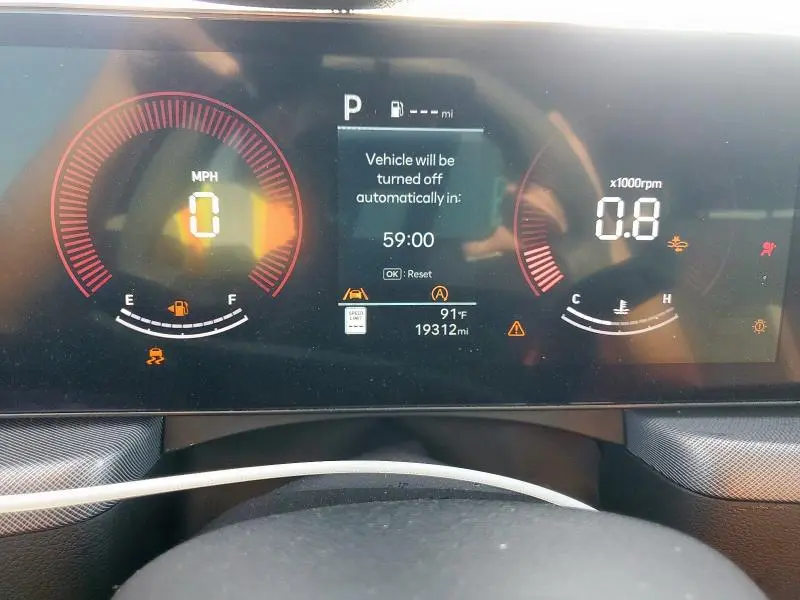 2025 HYUNDAI SONATA SE  