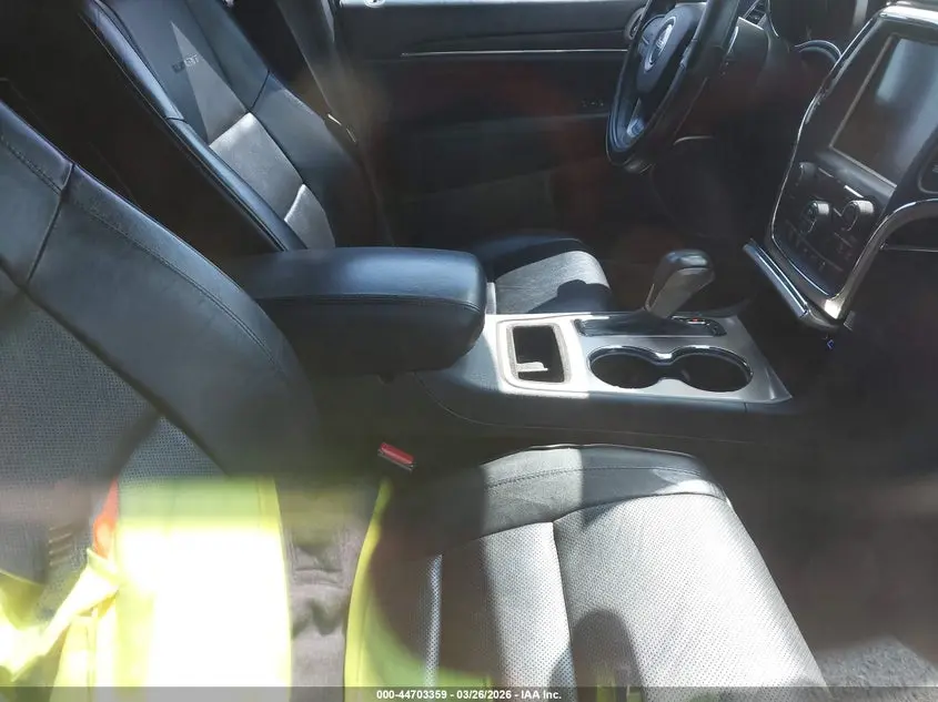 2016 JEEP GRAND CHEROKEE SUMMIT