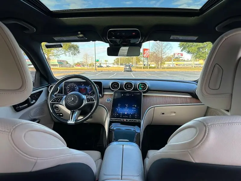 2023 MERCEDES-BENZ C 300  