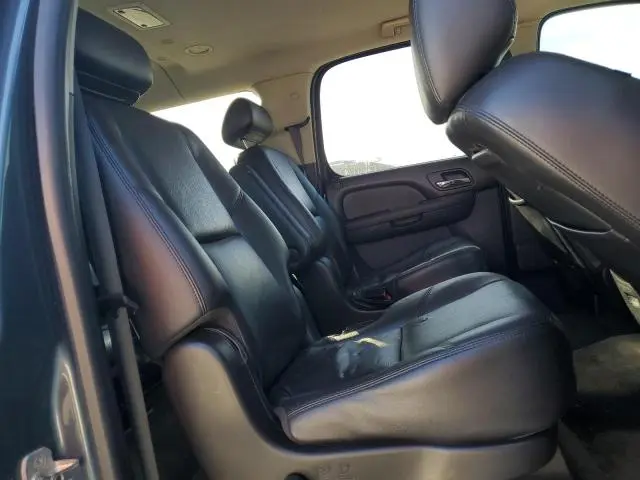 2010 CHEVROLET SUBURBAN K1500 LTZ  