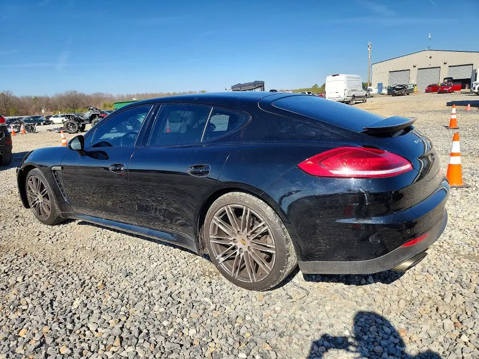 2016 PORSCHE PANAMERA 2  