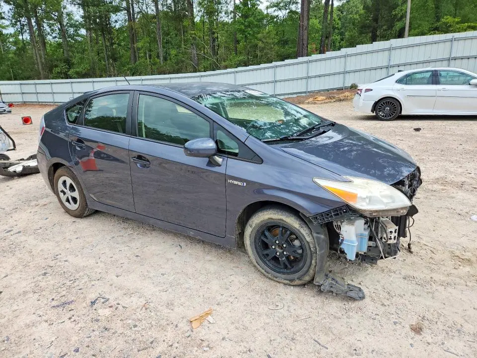 2012 TOYOTA PRIUS TWO  