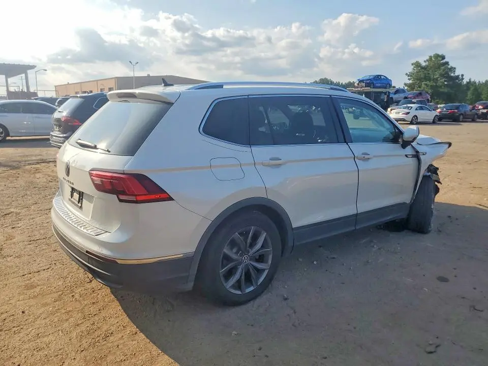 2023 VOLKSWAGEN TIGUAN SE  
