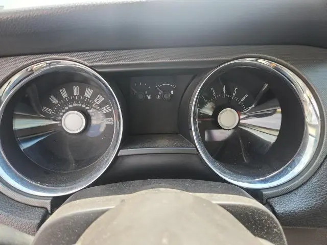 2011 FORD MUSTANG   