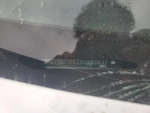 2017 TOYOTA CAMRY LE  