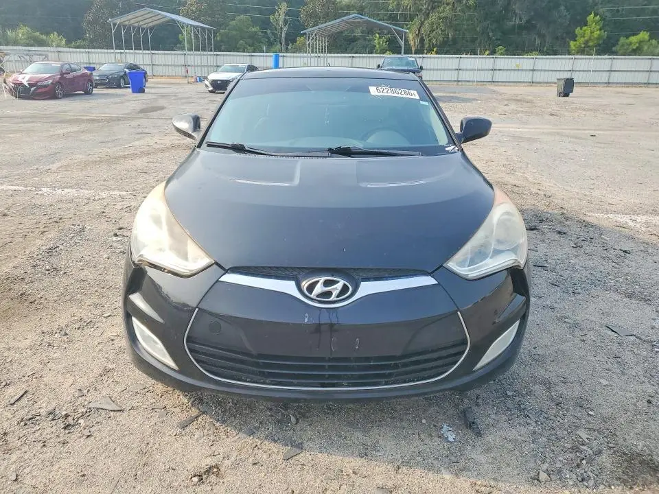 2013 HYUNDAI VELOSTER BASE  