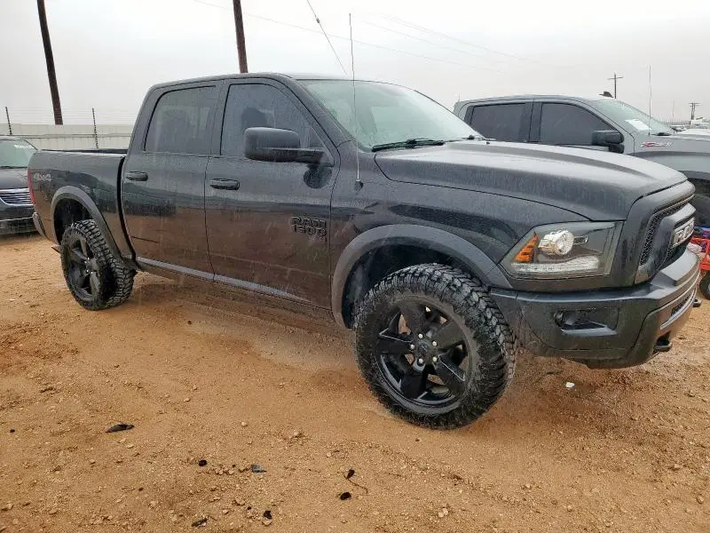 2019 RAM 1500 CLASSIC SLT  