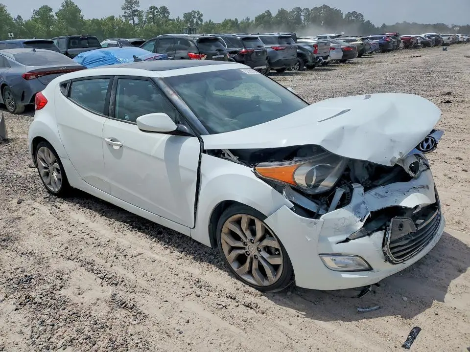2013 HYUNDAI VELOSTER BASE  