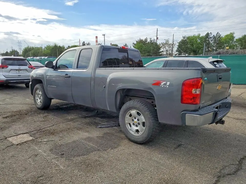 2011 CHEVROLET SILVERADO K1500 LT  