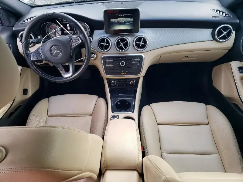 2017 MERCEDES-BENZ GLA 250  