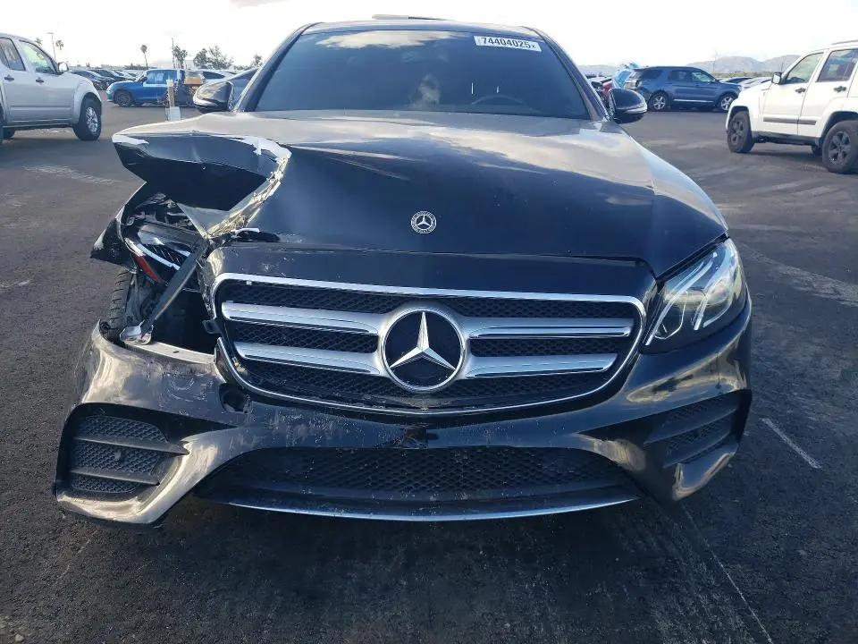 2019 MERCEDES-BENZ E 300  