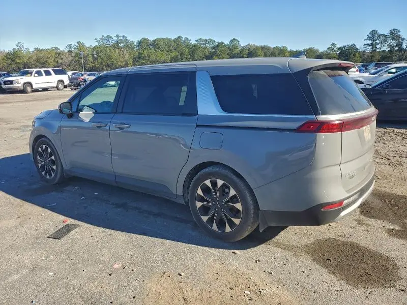 2024 KIA CARNIVAL EX  