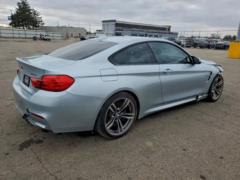 2015 BMW M4   