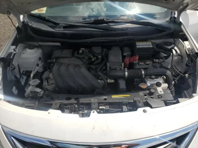 2019 NISSAN VERSA S  
