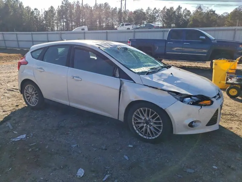 2014 FORD FOCUS TITANIUM  