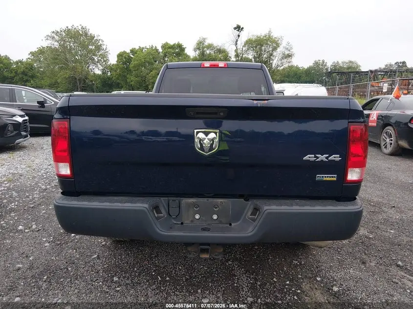 2017 RAM 1500 TRADESMAN  4X4 8' BOX