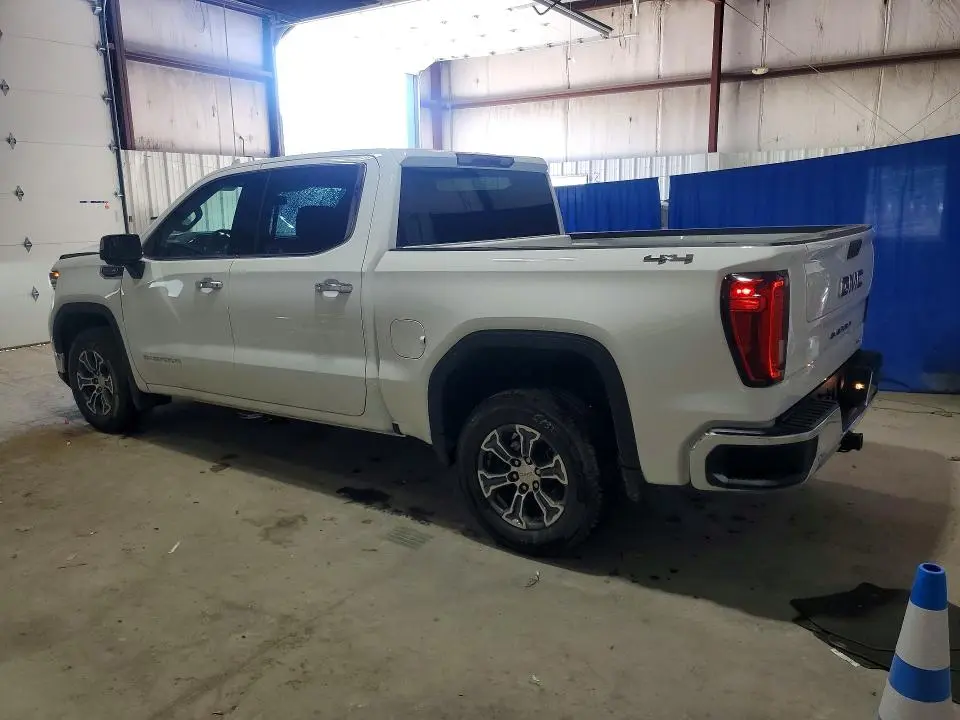 2026 GMC SIERRA K1500 SLT  