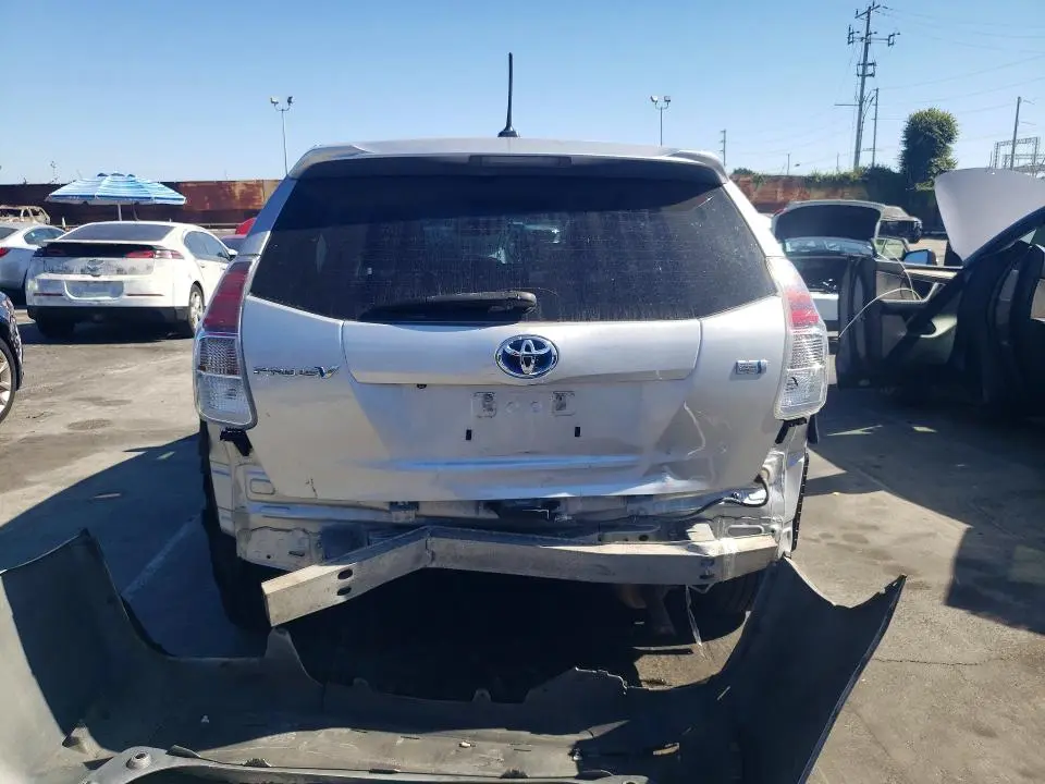 2015 TOYOTA PRIUS V FIVE  