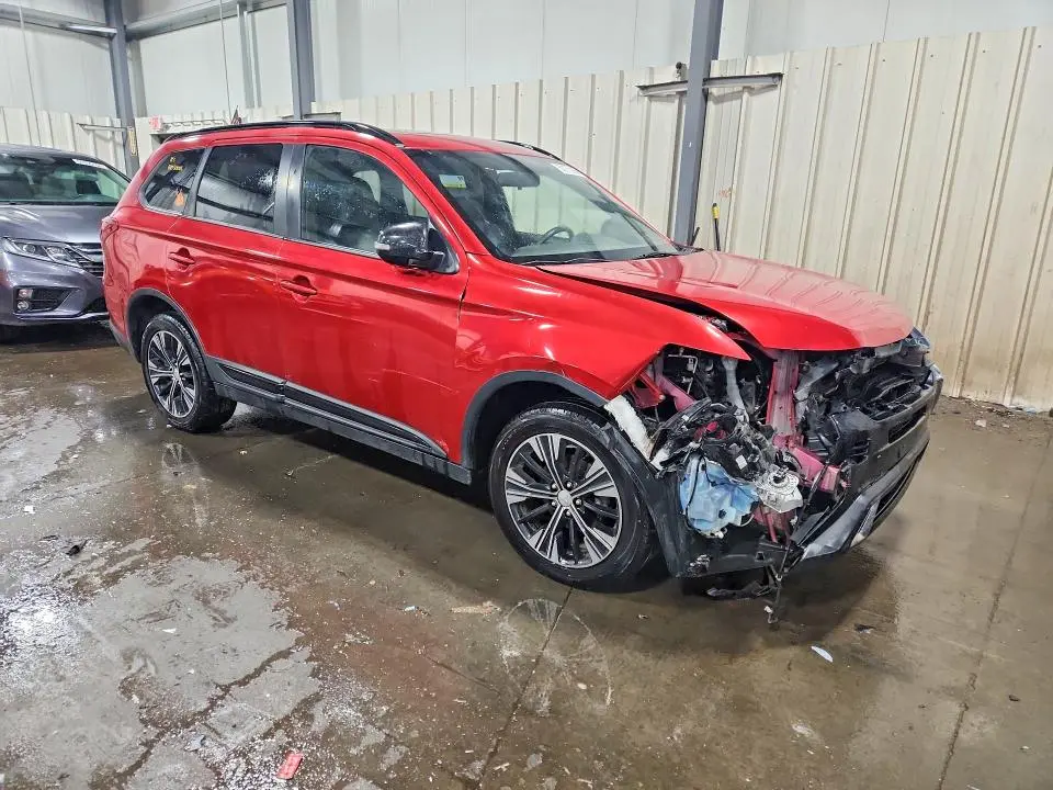 2019 MITSUBISHI OUTLANDER SE  