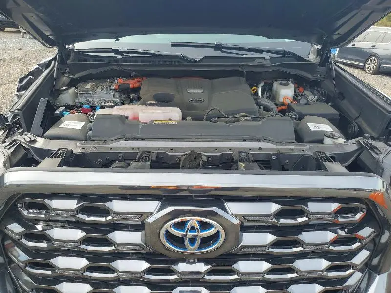 2022 TOYOTA TUNDRA PLATINUM HV  