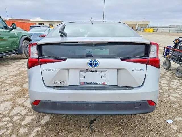 2019 TOYOTA PRIUS LE  