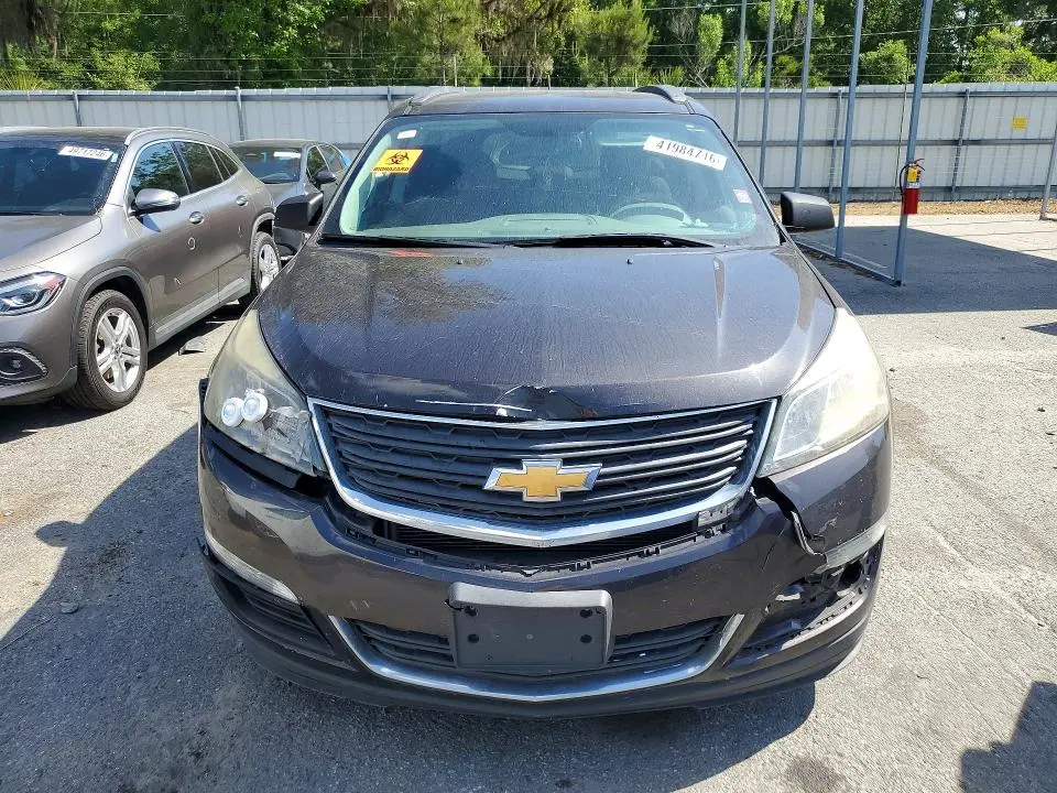 2017 CHEVROLET TRAVERSE LS  