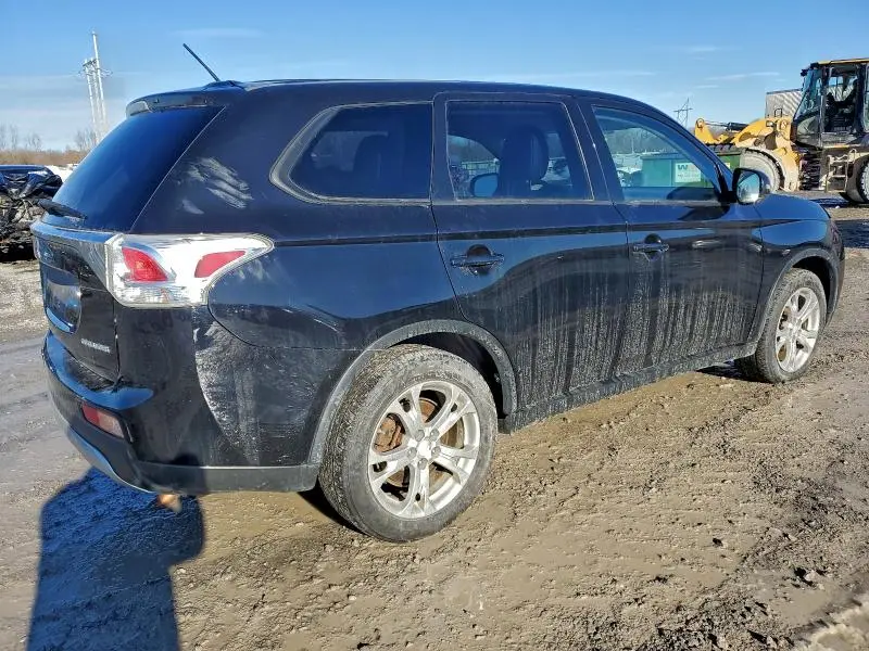 2015 MITSUBISHI OUTLANDER SE  