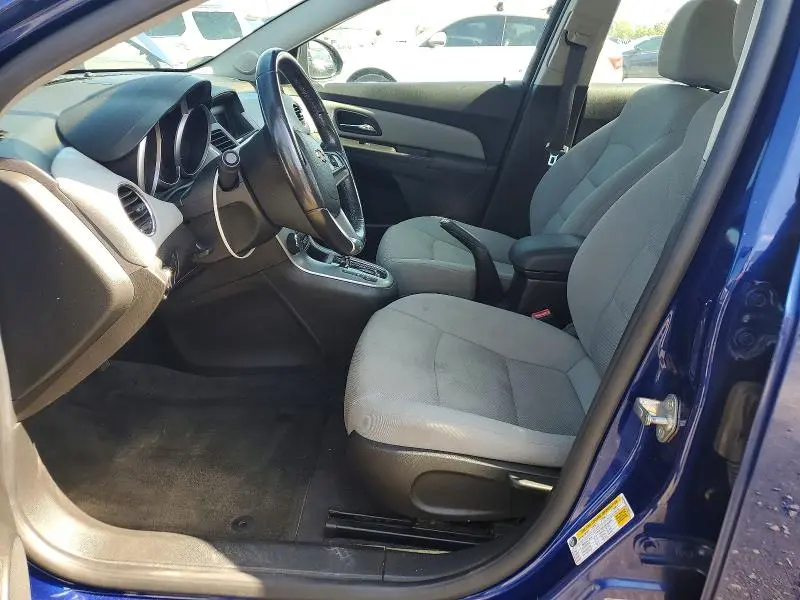 2012 CHEVROLET CRUZE LT  