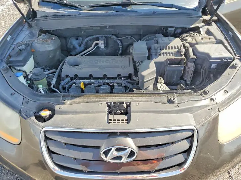 2011 HYUNDAI SANTA FE GLS  