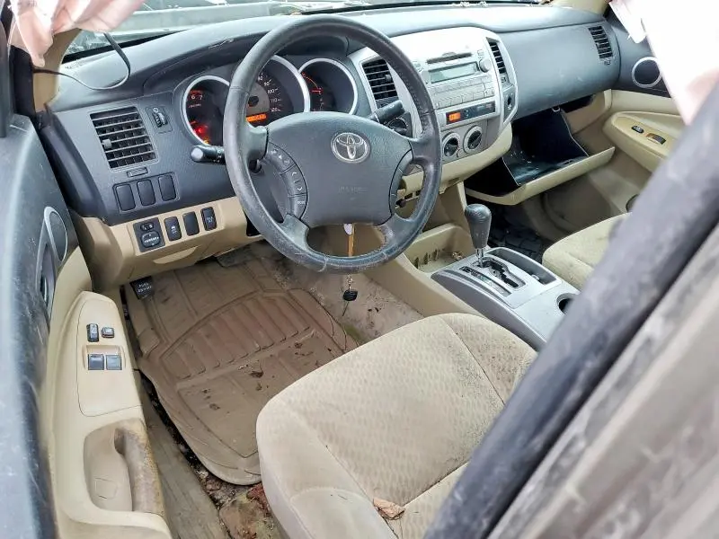 2011 TOYOTA TACOMA BASE  