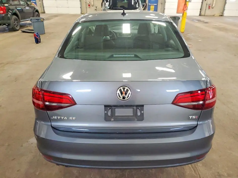 2017 VOLKSWAGEN JETTA SE  