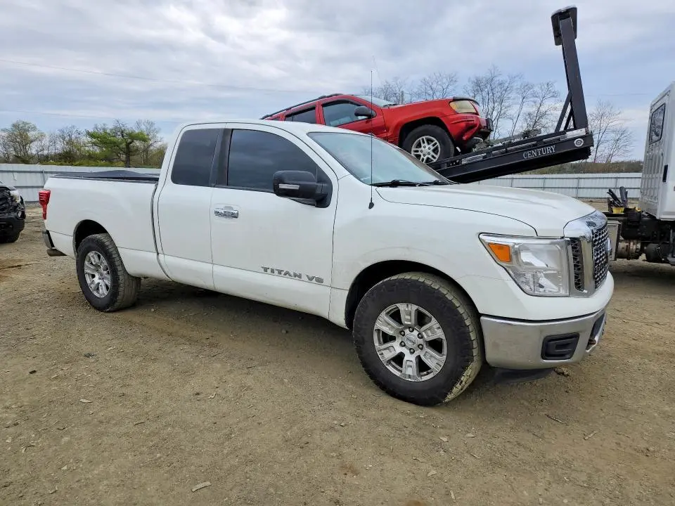 2018 NISSAN TITAN S  