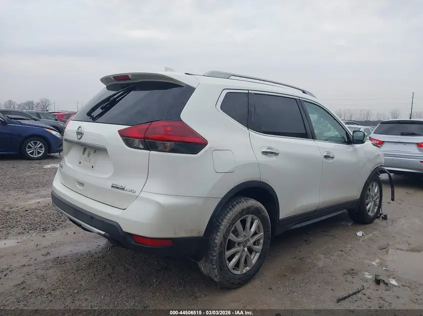 2019 NISSAN ROGUE S