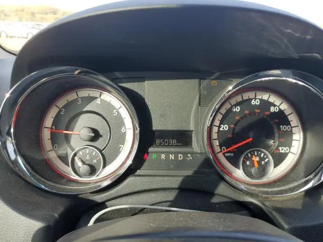 2014 DODGE GRAND CARAVAN SE  