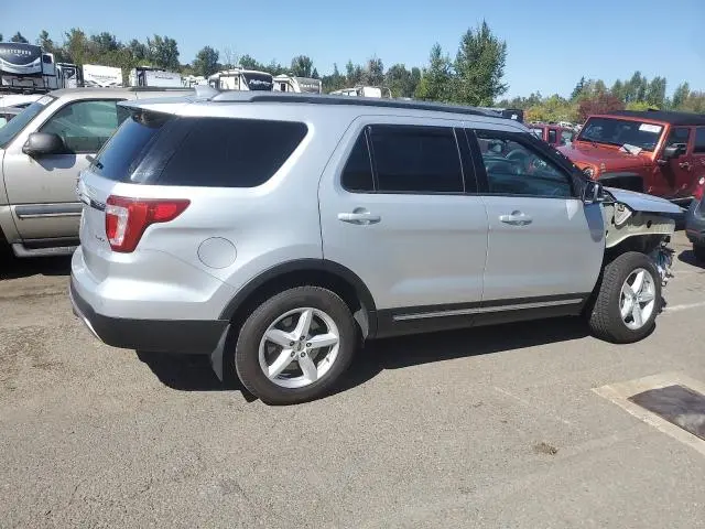 2017 FORD EXPLORER XLT  