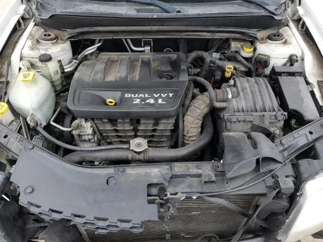 2013 DODGE AVENGER SE  