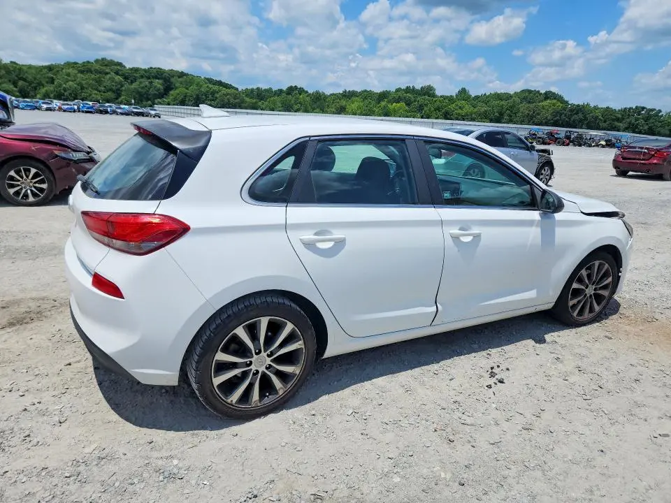 2018 HYUNDAI ELANTRA GT BASE  