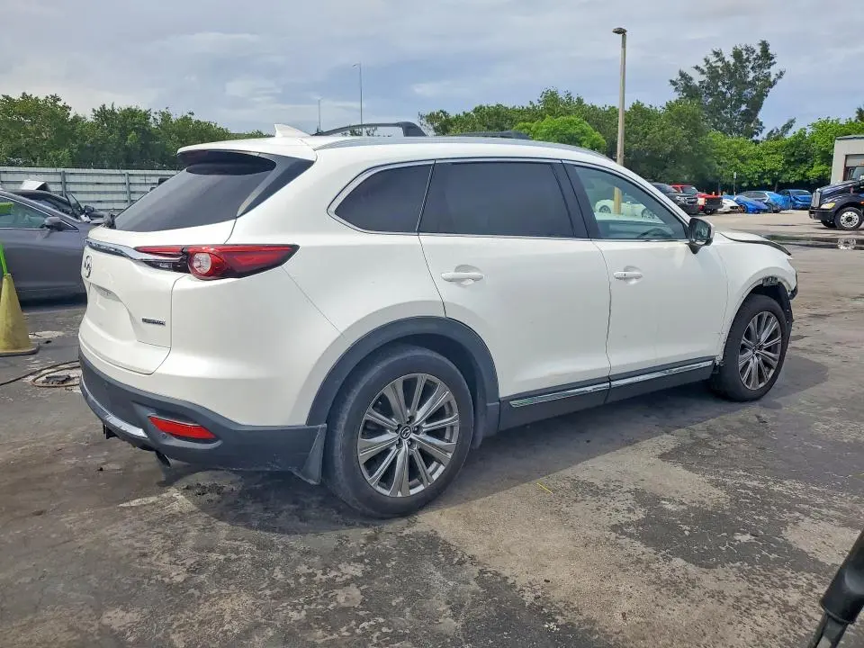 2021 MAZDA CX-9 SIGNATURE  