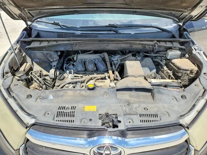 2014 TOYOTA HIGHLANDER XLE  