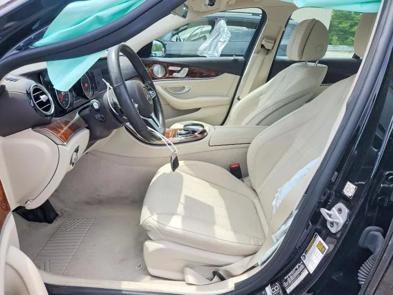 2019 MERCEDES-BENZ E 300 4MATIC  