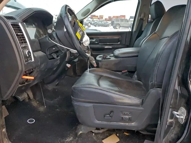 2016 RAM 1500 LARAMIE  